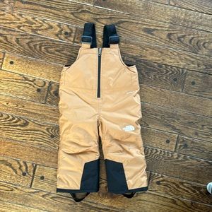 Toddler Snow Bib “SnowQuest”